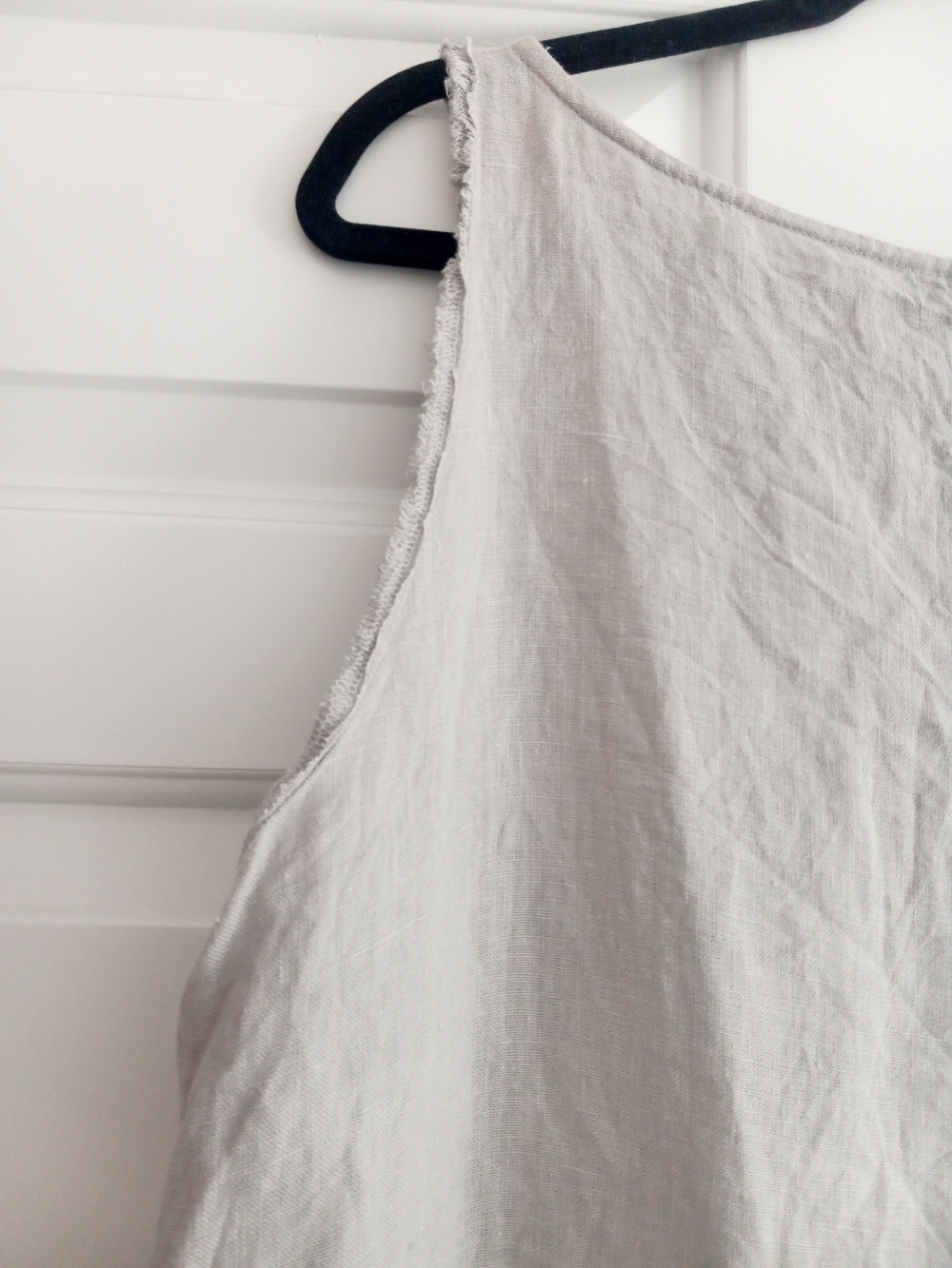 Sleeveless Ruffle-Hem Maxi Dress in Light Gray...Beauriful LINEN - Picture 5 of 5